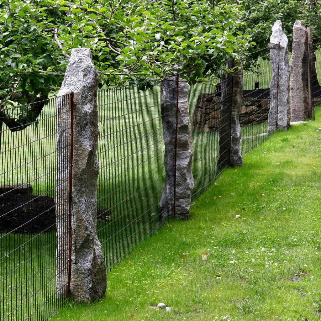 stone_curators-reclaimed_granite_curbstone_posts