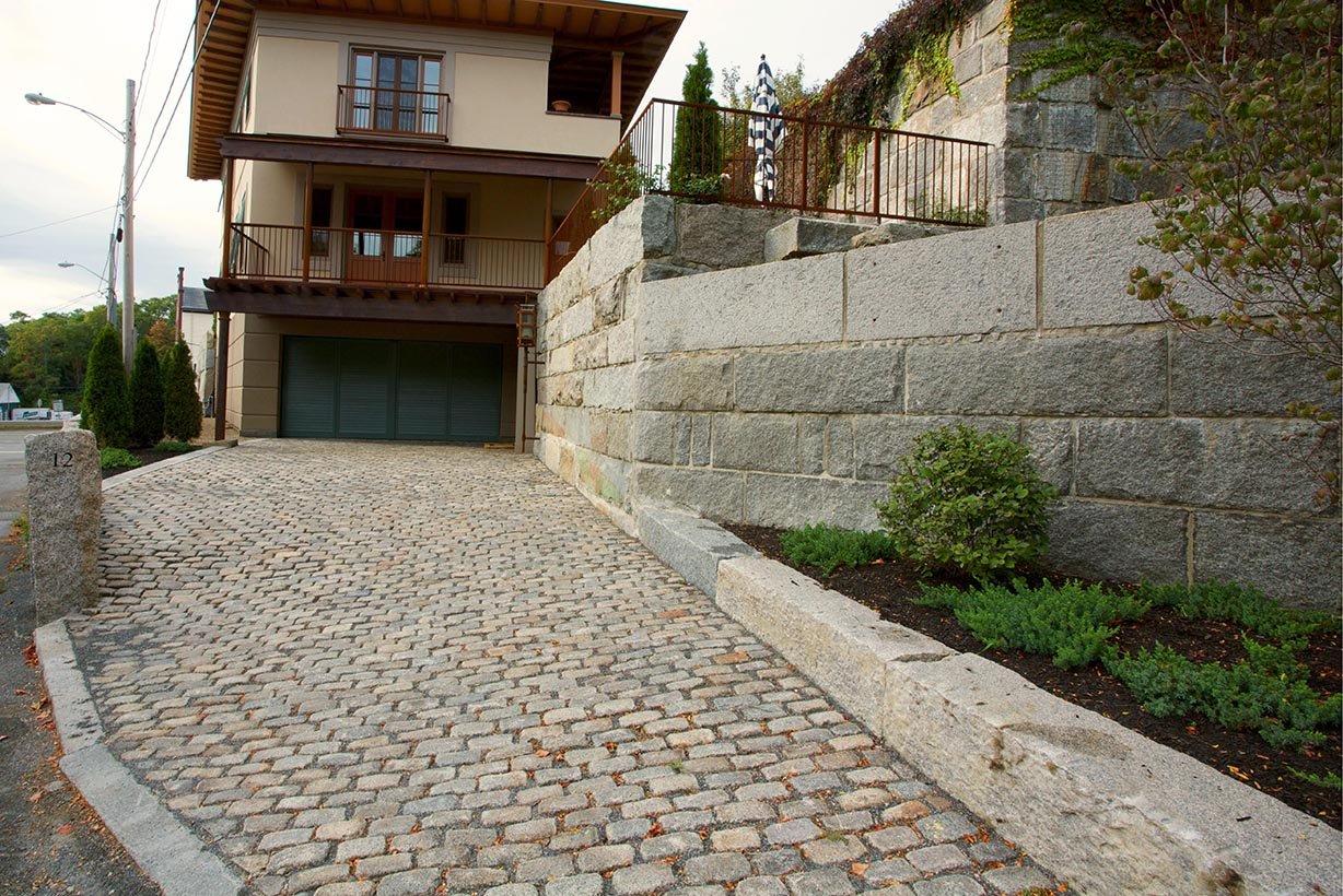 Reclaimed New England Granite Cobblestone Driveway Stone Curators